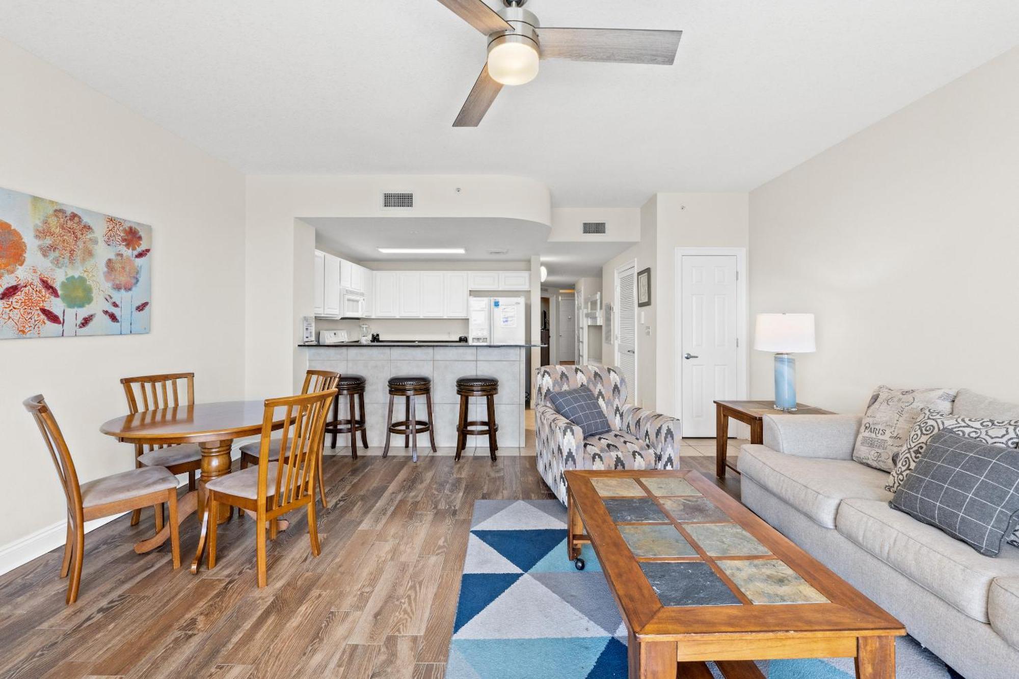 Calypso Beach Resort Towers Panama City Beach Room photo